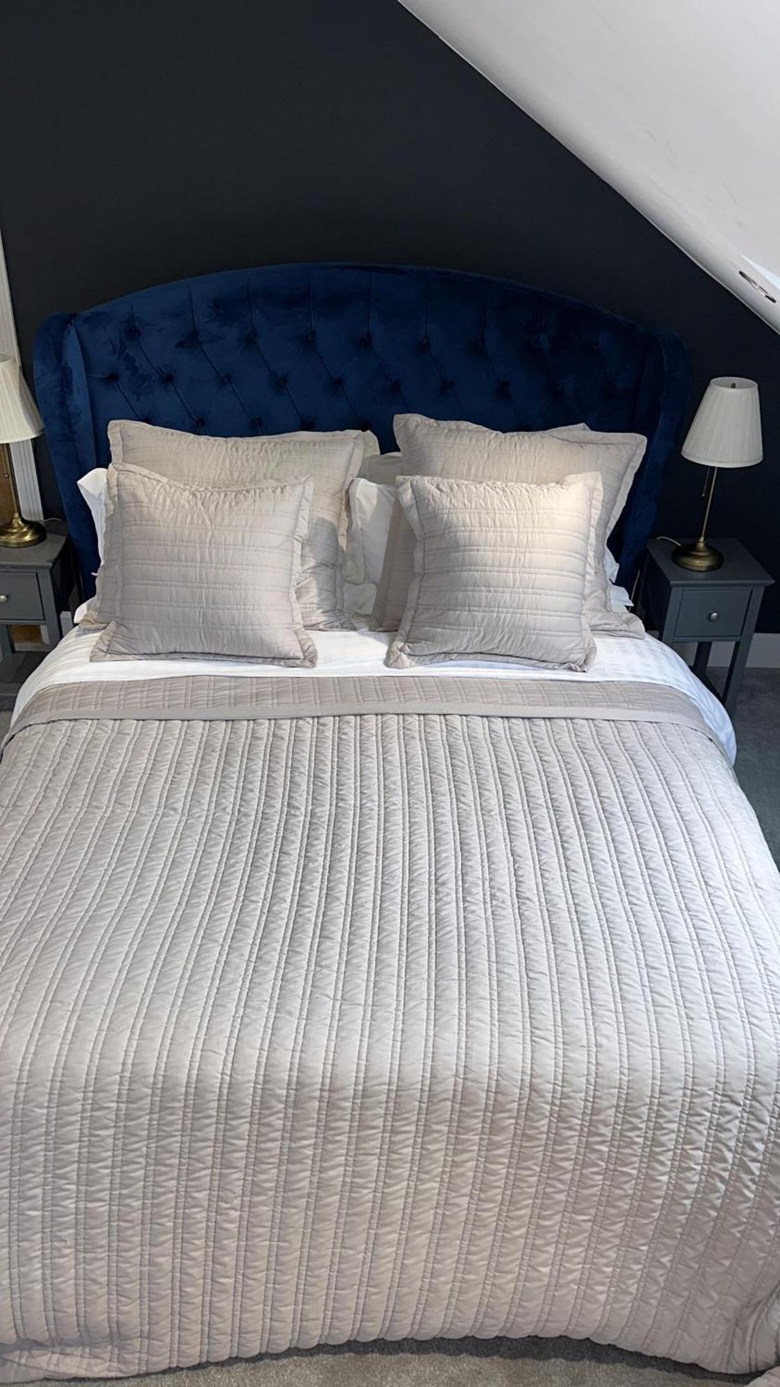 Modern Harrogate House Sleeps 10, Cinema Room & Hot Tub エクステリア 写真